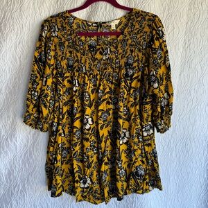 Terra & Sky Gold 3/4 Sleeve Smocked Tunic